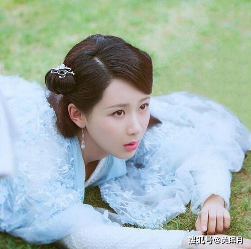 杨紫爆料最新,娱乐圈背后的真实故事 第1张 杨紫爆料最新,娱乐圈背后的真实故事 第1张